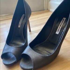 Manolo Blahnik Classic Pumps